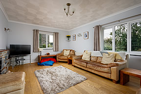 Lounge with TV
