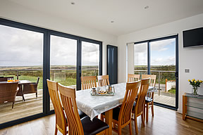 Ridgeway Park - dining area