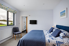 Ridgeway Park - superking bedroom
